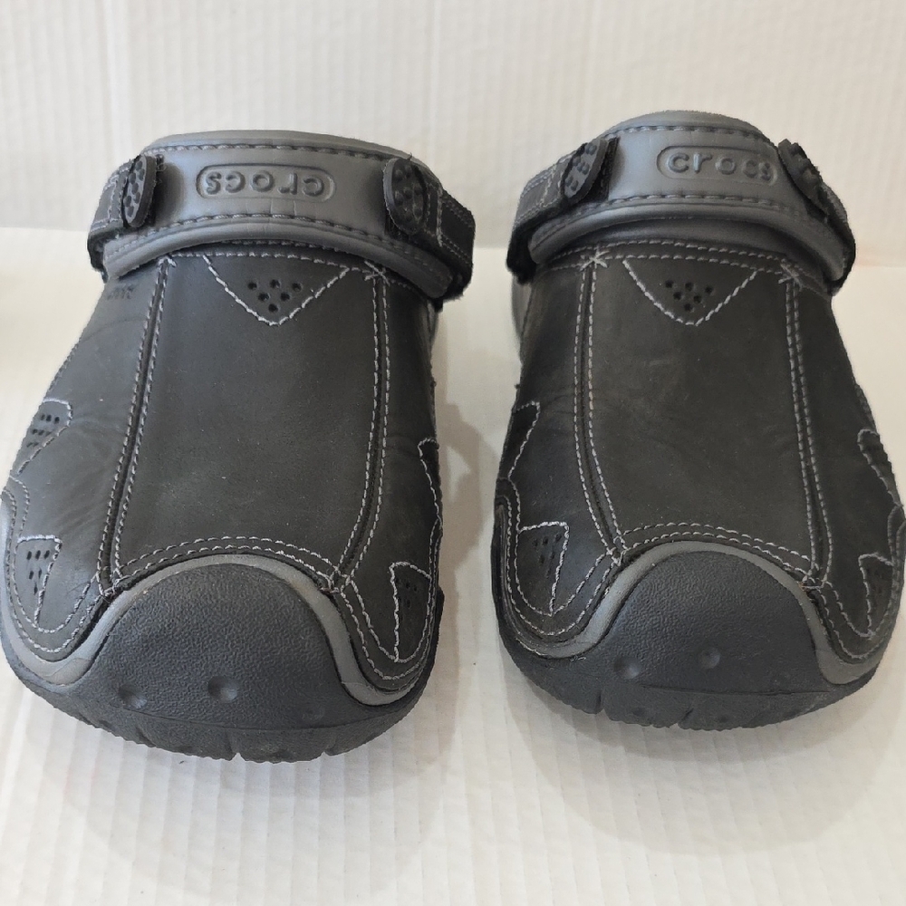 CROCS Swiftwater Leather Mens Black and Gray Sandals Size 13 - Picture 5 of 10